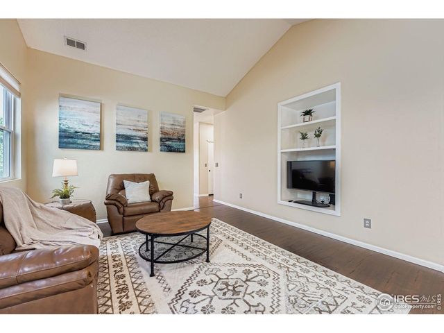 5220 S Sicily St, Aurora, CO 80015