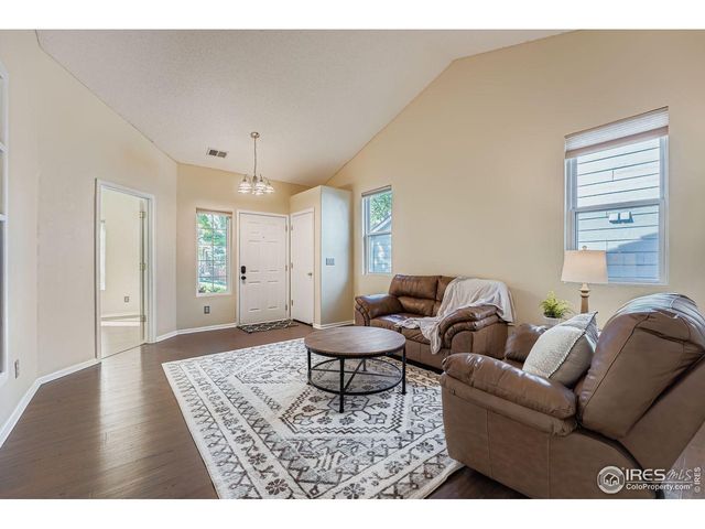 5220 S Sicily St, Aurora, CO 80015