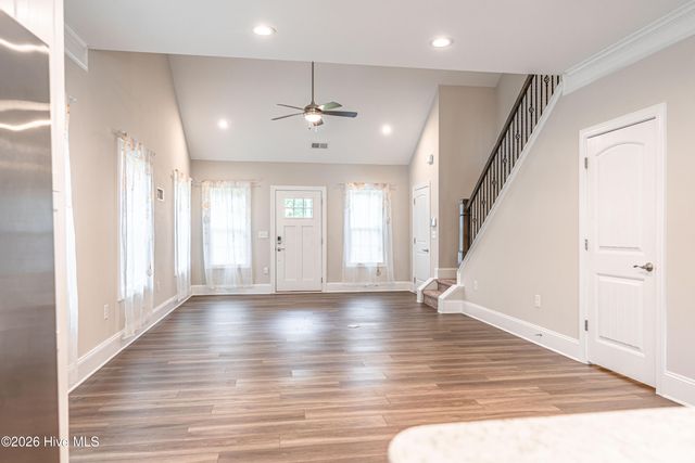 315 Mashie Court, West End, NC 27376