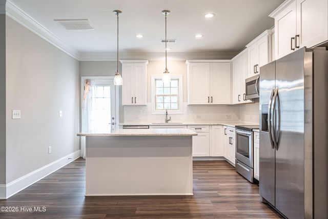 315 Mashie Court, West End, NC 27376