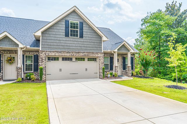 315 Mashie Court, West End, NC 27376