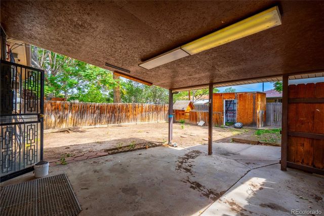 1350 Scranton Street, Aurora, CO 80011
