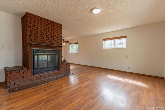 1350 Scranton Street, Aurora, CO 80011