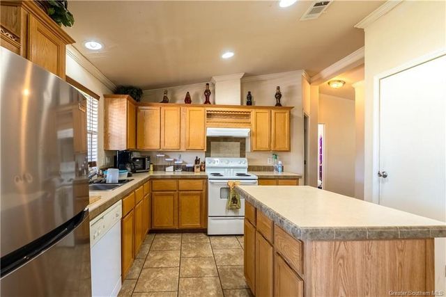 7322 Tammy Lane, Lake Charles, LA 70607