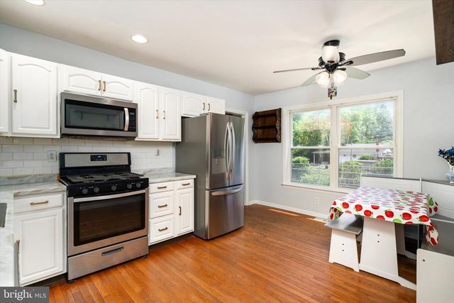 28 BENTLEY AVE, Hamilton, NJ 08619