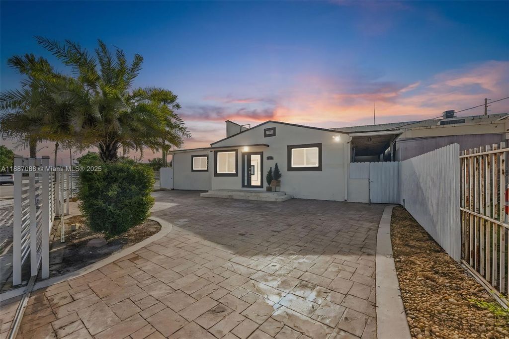 1116 Superior St, Opa-locka, FL 33054