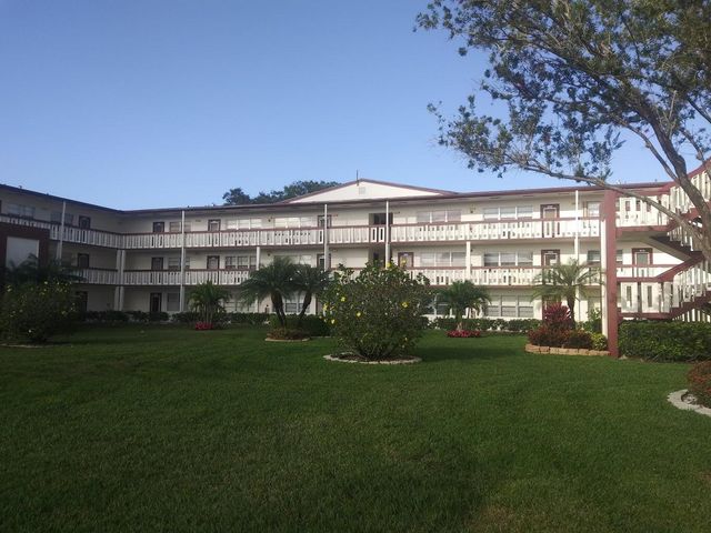 251 Fanshaw F, Boca Raton, FL 33434