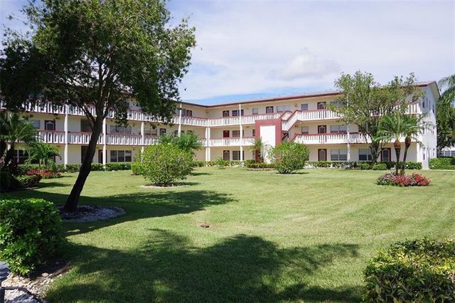 251 Fanshaw F, Boca Raton, FL 33434