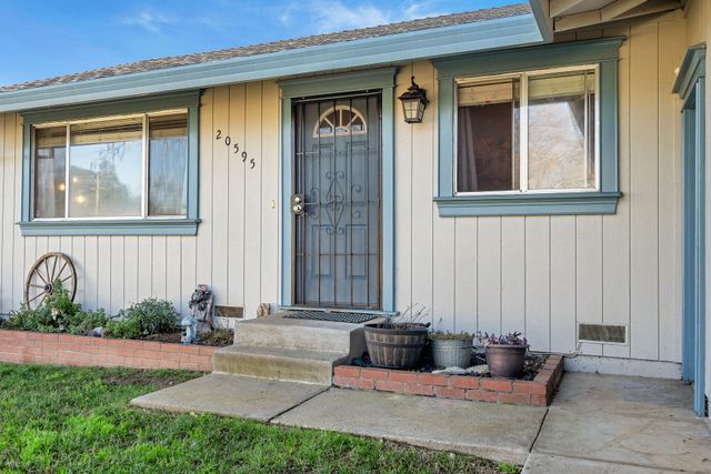 20595 Cinabar Road, Cottonwood, CA 96022