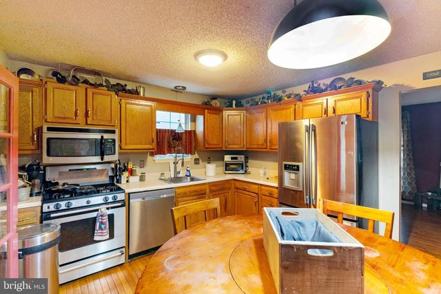 117 6TH AVE, Mount Ephraim, NJ 08059