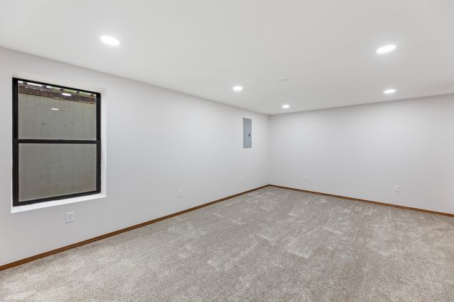 7406 W Westlawn, Wichita, KS 67205