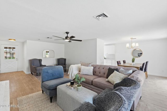 1410 W COLT Road, Chandler, AZ 85224