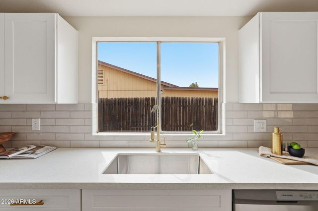 1410 W COLT Road, Chandler, AZ 85224