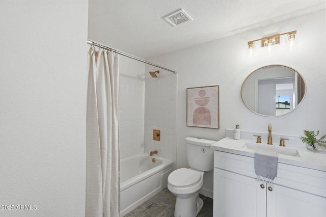 1410 W COLT Road, Chandler, AZ 85224