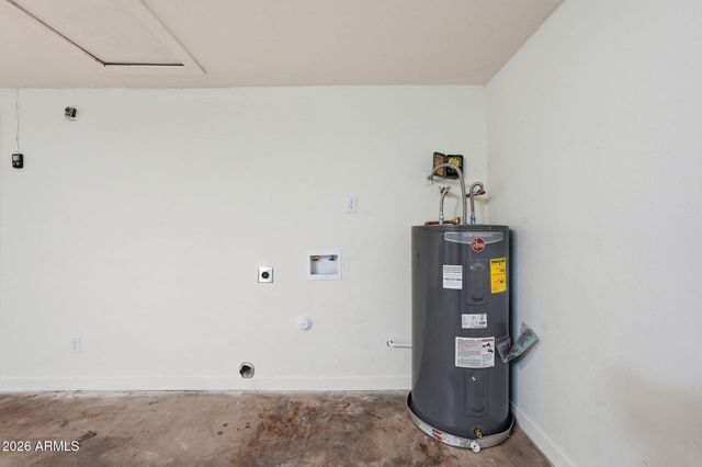 1410 W COLT Road, Chandler, AZ 85224