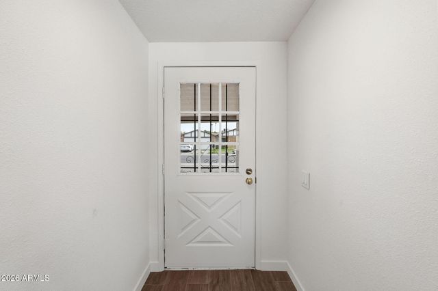 1410 W COLT Road, Chandler, AZ 85224