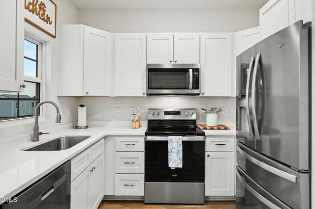 996 Red Hill Church Road, Dunn, NC 28334