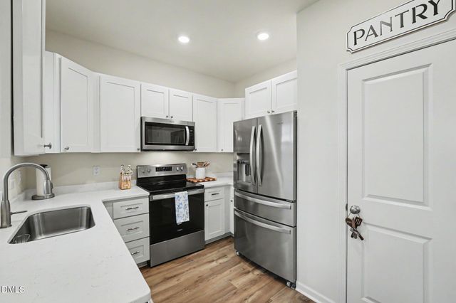 996 Red Hill Church Road, Dunn, NC 28334