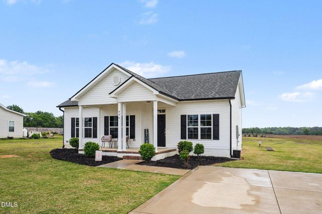 996 Red Hill Church Road, Dunn, NC 28334