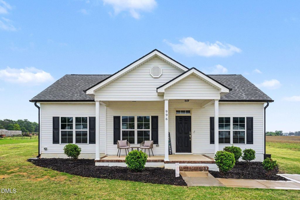 996 Red Hill Church Road, Dunn, NC 28334