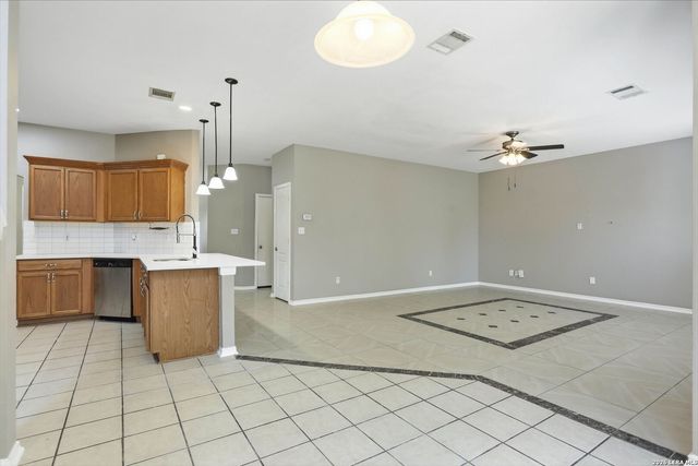 1914 MOUNTAIN STAR, San Antonio, TX 78251