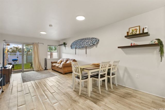 801 Kakala Street 902, Kapolei, HI 96707