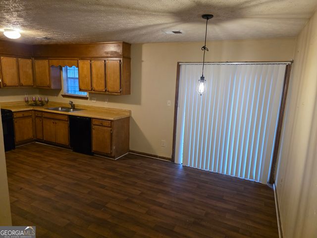 399 Sir Winston Court, Jonesboro, GA 30238