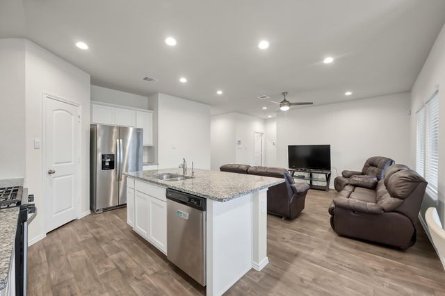 3407 Quiet Gate Lane, Conroe, TX 77301