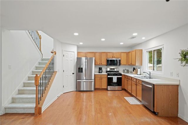 151 NACOOCHEE Way, Canton, GA 30114