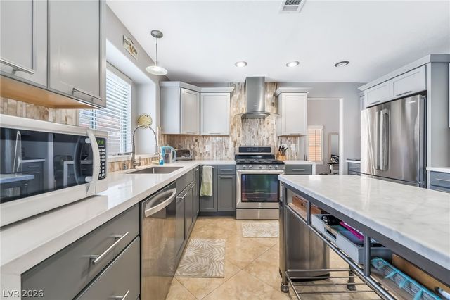 404 Crater Court, Henderson, NV 89014