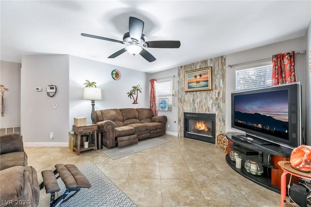 404 Crater Court, Henderson, NV 89014