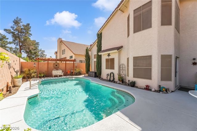404 Crater Court, Henderson, NV 89014