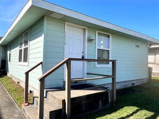 1619 Bayou Homes Drive, Galveston, TX 77551