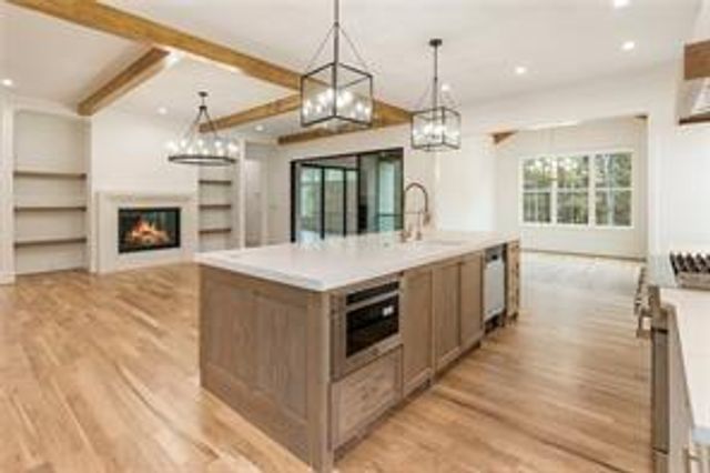 300 Carl Sanders Drive, Acworth, GA 30101