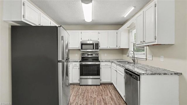 4215 Studio Lane, Greensboro, NC 27407