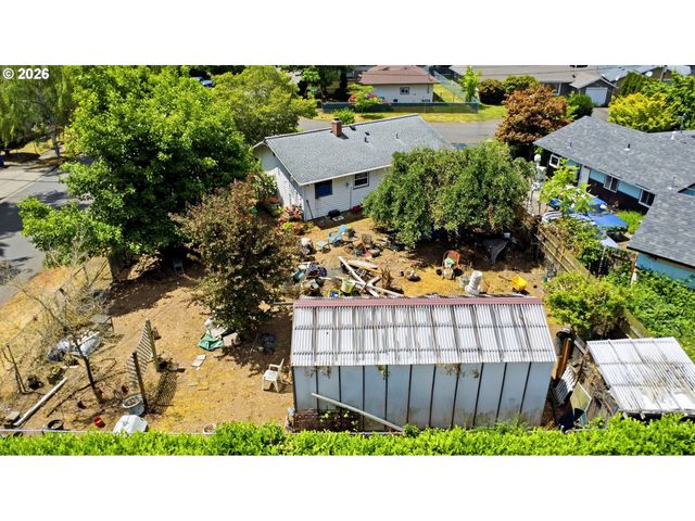 1808 Ne 114TH Pl, Portland, OR 97220