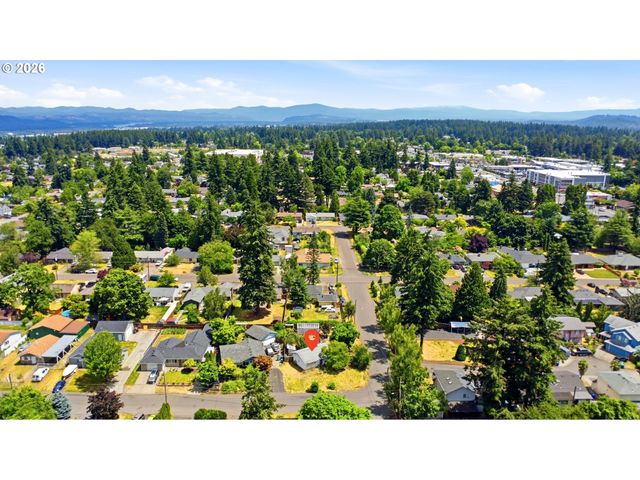 1808 Ne 114TH Pl, Portland, OR 97220