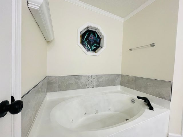 1947 MT BADON LN, Cordova, TN 38016