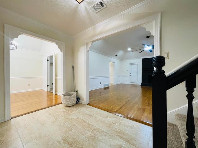 1947 MT BADON LN, Cordova, TN 38016