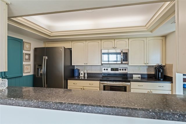 1616 Ocean Drive 102, Vero Beach, FL 32963