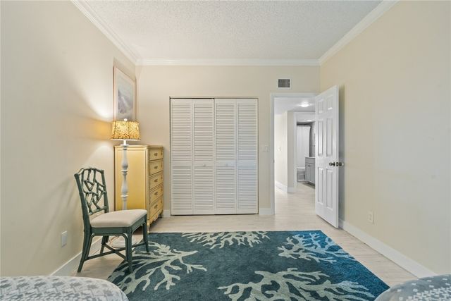 1616 Ocean Drive 102, Vero Beach, FL 32963