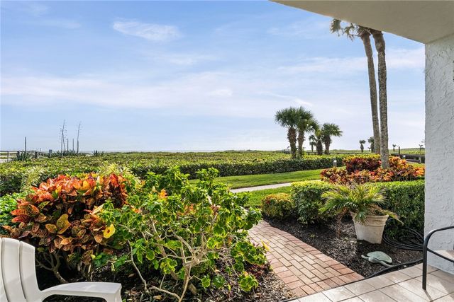 1616 Ocean Drive 102, Vero Beach, FL 32963