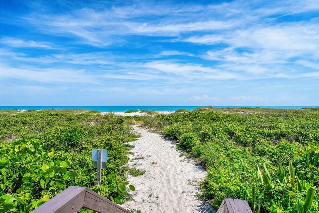 1616 Ocean Drive 102, Vero Beach, FL 32963