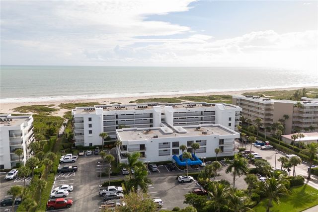 1616 Ocean Drive 102, Vero Beach, FL 32963