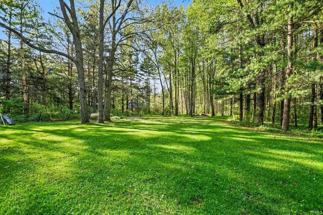 18360 Roosevelt Road, South Bend, IN 46614