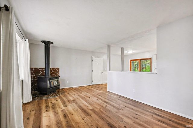 18360 Roosevelt Road, South Bend, IN 46614