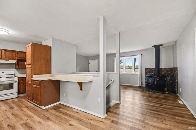 18360 Roosevelt Road, South Bend, IN 46614