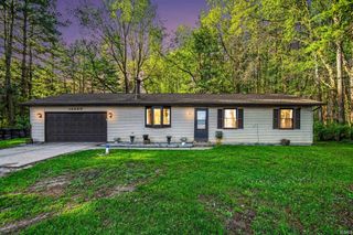 18360 Roosevelt Road, South Bend, IN 46614