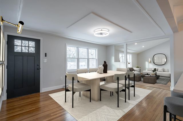 10 Woodfield Street, Nashua, NH 03062