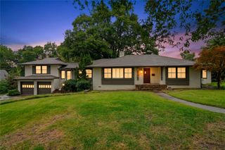 2261 E 37th Street, Tulsa, OK 74105